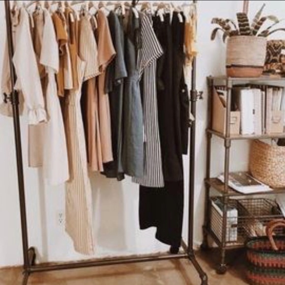 Meet your Posher, Cassandra - Picture 6 of 11